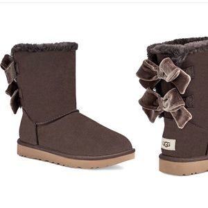 Ugg Bailey Bow Velvet Ribbon Faux Fur Lined Boot
